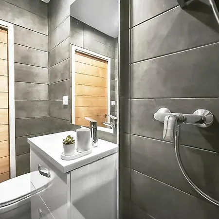 Apartament T2 Renove, Plage, Clim & Parking *