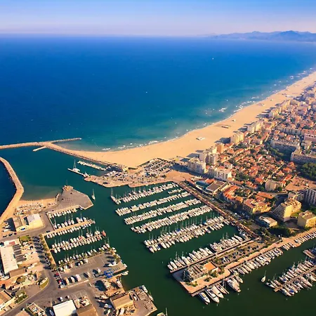 T2 Renove, Plage, Clim & Parking Apartment *