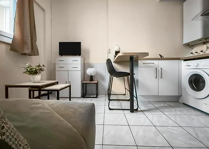 T2 Rénové, Plage, Clim&parking *